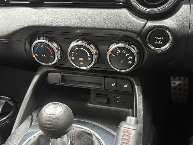 Ref No.A15906478 MAZDA ROADSTER Image#12