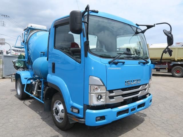 ISUZU FORWARD