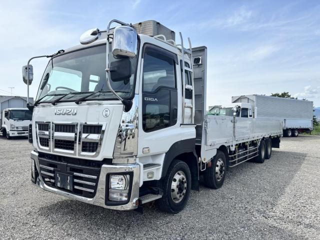 ISUZU GIGA