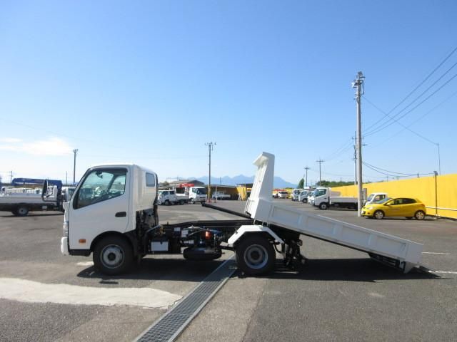 Ref No.A15906589 HINO DUTRO Image#5