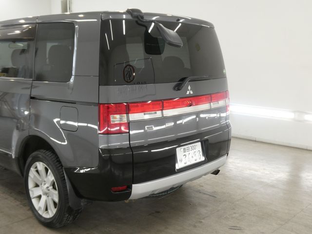 Ref No.A15917177 MITSUBISHI DELICA D5 Image#13
