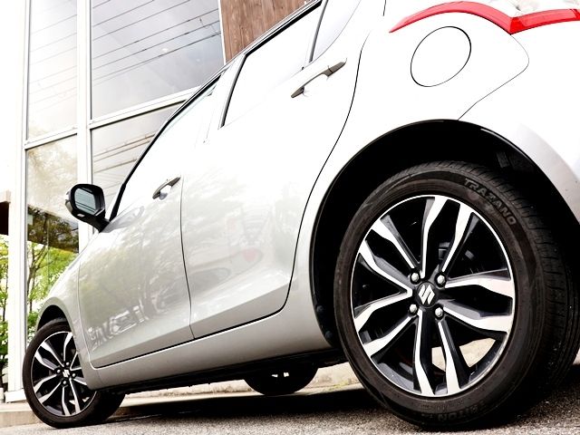 Ref No.A15917260 SUZUKI SWIFT Image#13