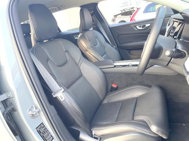 Ref No.A15926233 VOLVO V60 Image#12