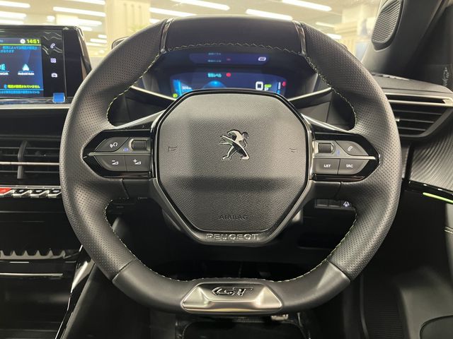 Ref No.A15926282 PEUGEOT e-2008 Image#8