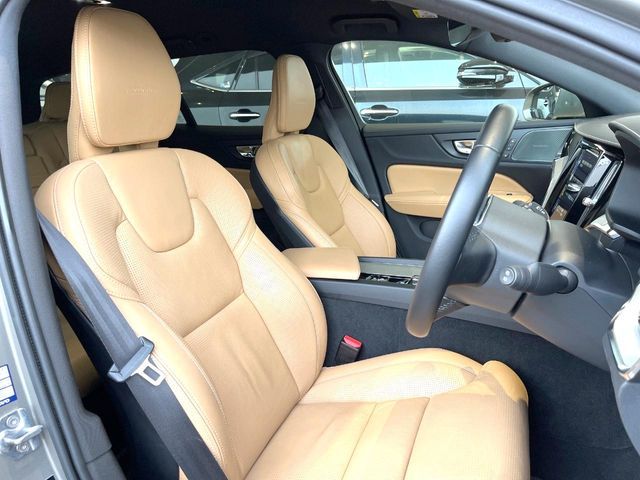 Ref No.A15926294 VOLVO V60 Image#11