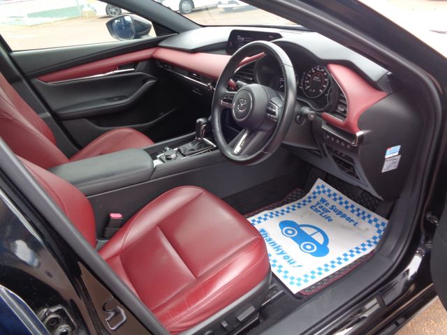 Ref No.A15926626 MAZDA MAZDA3 FASTBACK Image#2