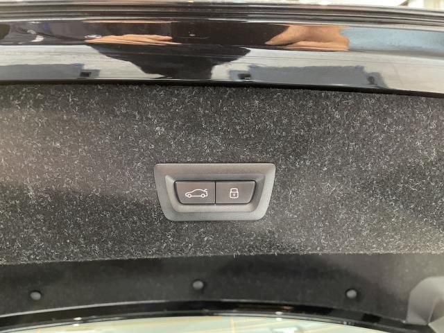 Ref No.A15926664 BMW 3 SERIES Image#18