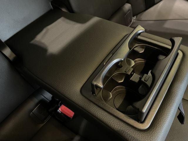 Ref No.A15926666 BMW 3 SERIES Image#15