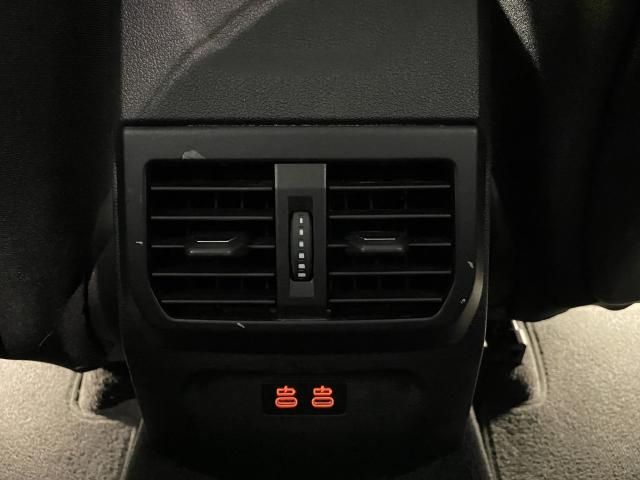 Ref No.A15926676 BMW 2 SERIES Image#14