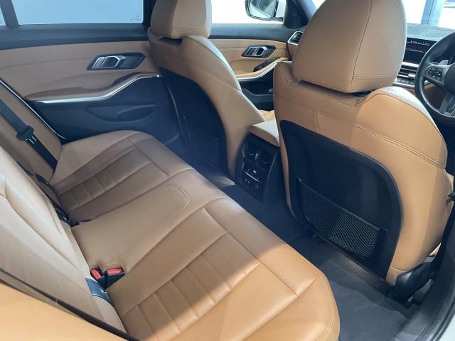 Ref No.A15926681 BMW 3 SERIES Image#12