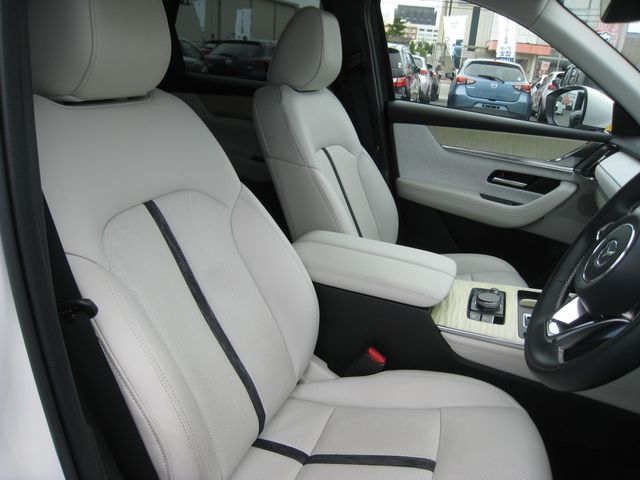 Ref No.A15926710 MAZDA CX-60 Image#15