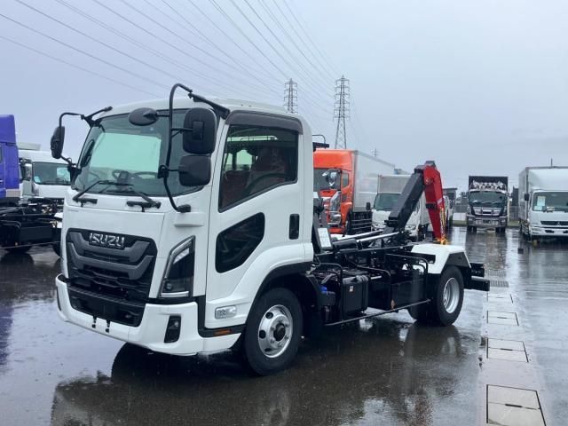 ISUZU FORWARD