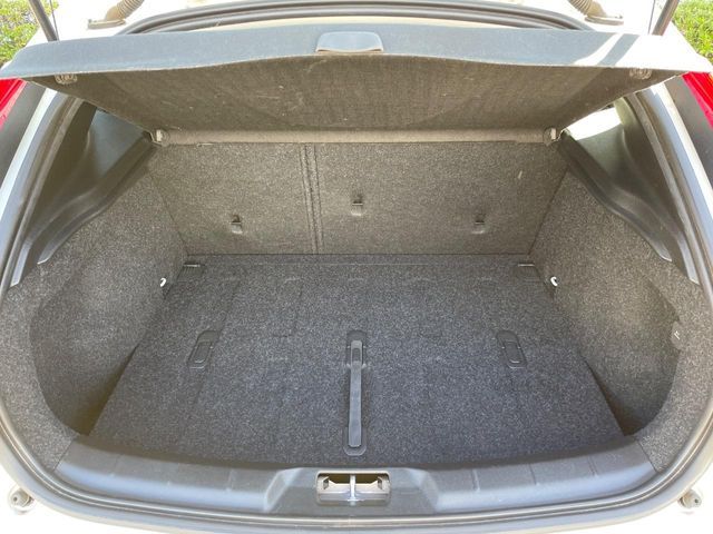 Ref No.A15931176 VOLVO V40 Image#15
