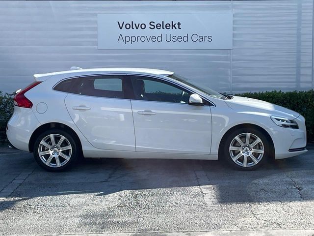 Ref No.A15931176 VOLVO V40 Image#19