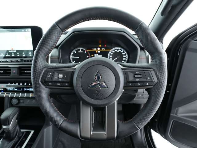 Ref No.A15931405 MITSUBISHI TRITON Image#10