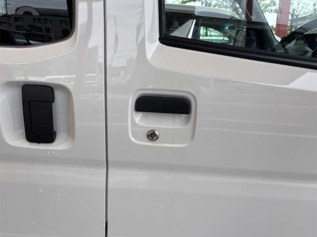 Ref No.A15931471 DAIHATSU HIJET CARGO Image#14