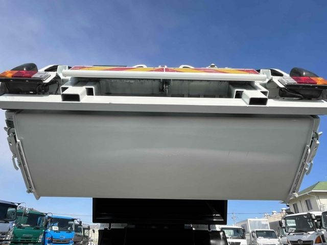 Ref No.A15931879 MITSUBISHI CANTER TRUCK Image#19