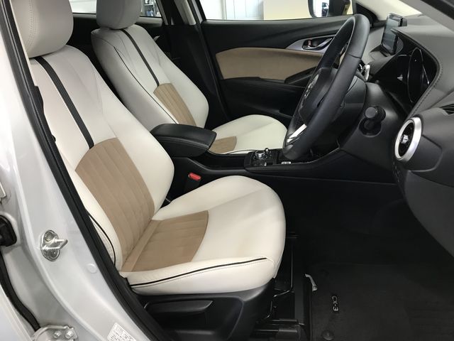 Ref No.A15931881 MAZDA CX3 Image#10