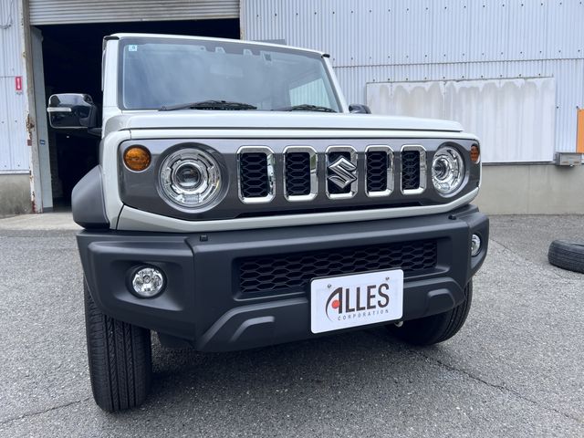 SUZUKI JIMNY NOMADE