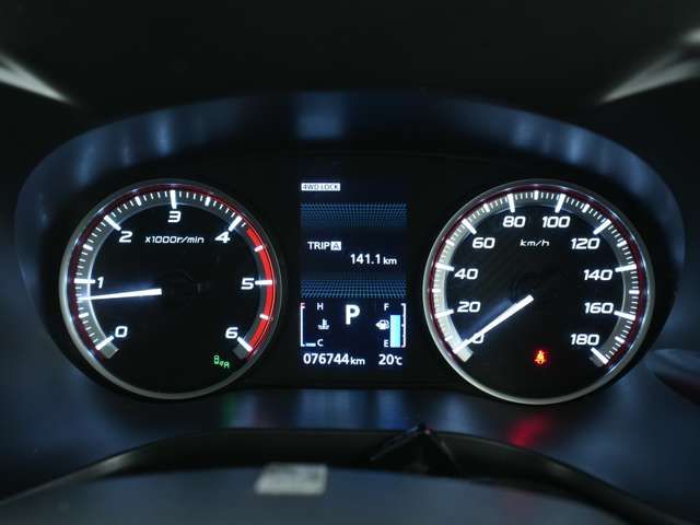 Ref No.A15931990 MITSUBISHI DELICA D5 Image#13