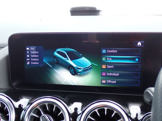 Ref No.A15940601 MERCEDES GLA CLASS Image#19