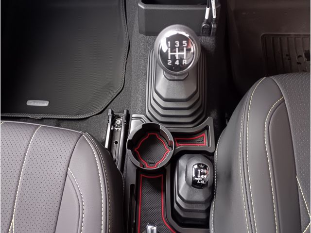 Ref No.A15940630 SUZUKI JIMNY SIERRA Image#15