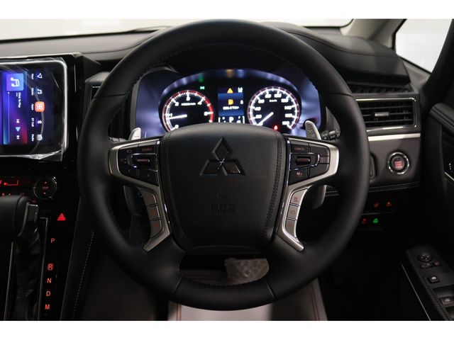 Ref No.A15958036 MITSUBISHI DELICA D5 Image#17