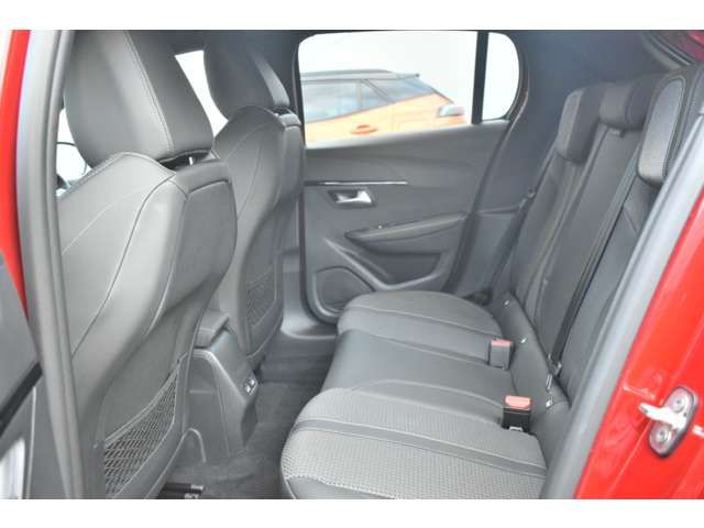 Ref No.A15958573 PEUGEOT e-208 Image#17
