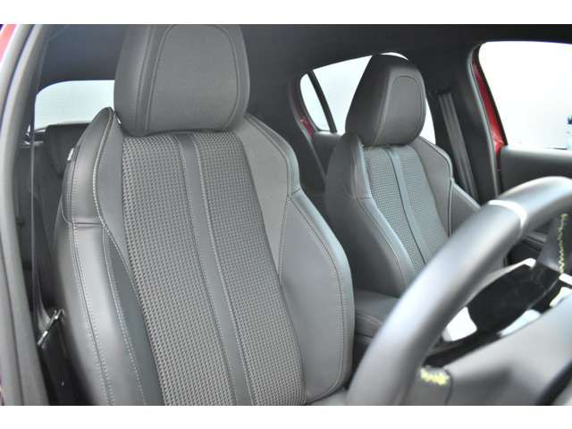 Ref No.A15958573 PEUGEOT e-208 Image#10