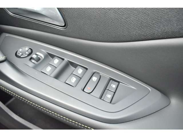 Ref No.A15958574 PEUGEOT 308 Image#12