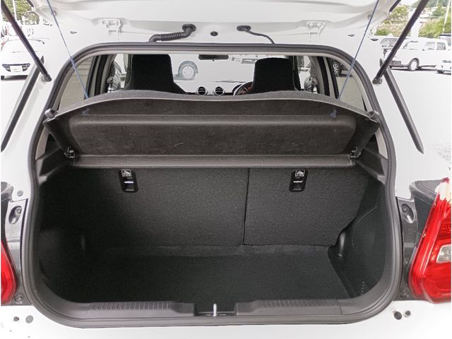 Ref No.A15958768 SUZUKI SWIFT Image#11