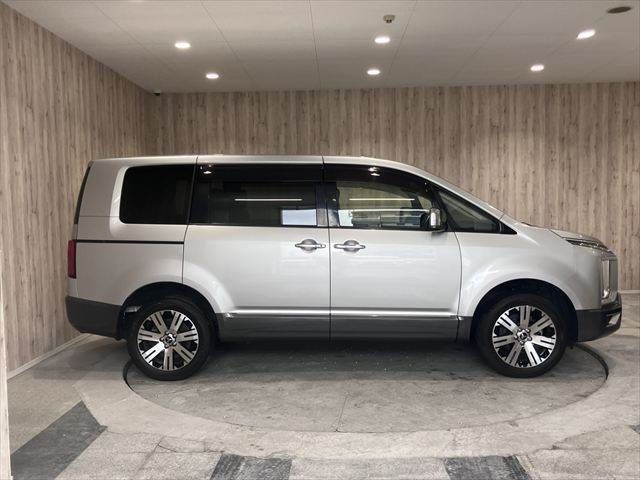 Ref No.A15958883 MITSUBISHI DELICA D5 Image#18