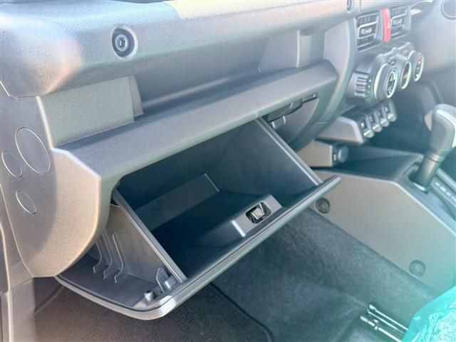 Ref No.A15959047 SUZUKI JIMNY NOMADE Image#18