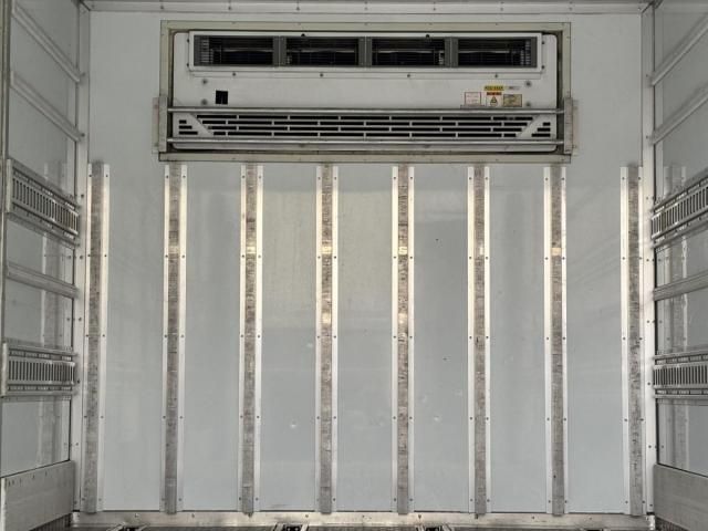 Ref No.A15980328 ISUZU FORWARD Image#18