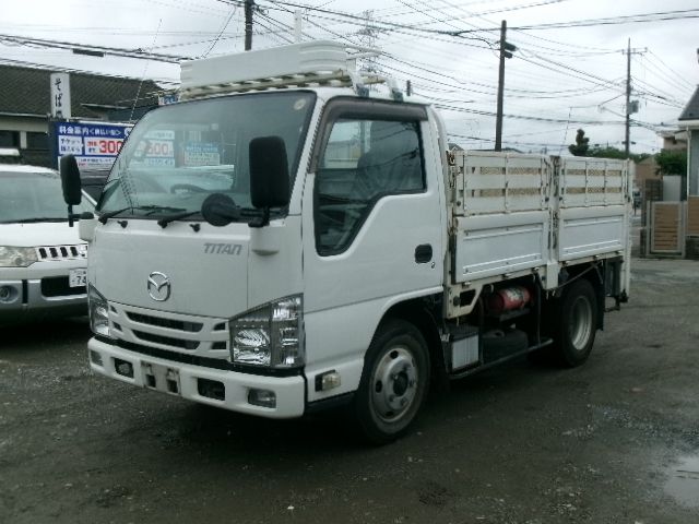 MAZDA TITAN