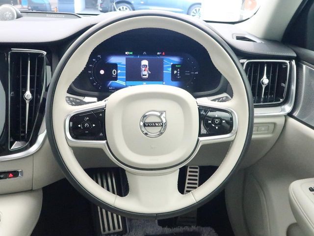 Ref No.A15981060 VOLVO V60 Image#11