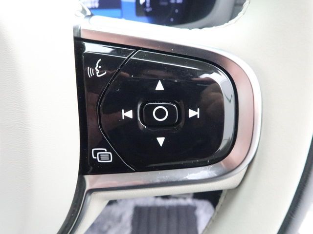 Ref No.A15981060 VOLVO V60 Image#13