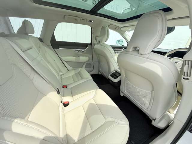 Ref No.A15981852 VOLVO V90 Image#18