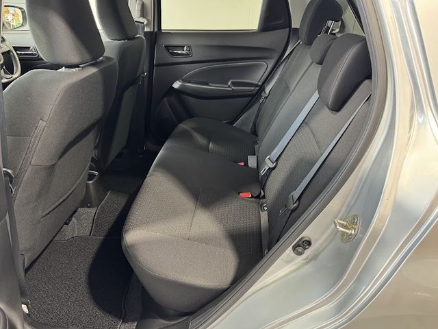 Ref No.A15981872 SUZUKI SWIFT Image#12