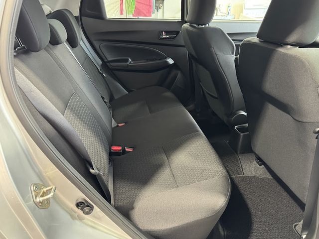 Ref No.A15981872 SUZUKI SWIFT Image#11