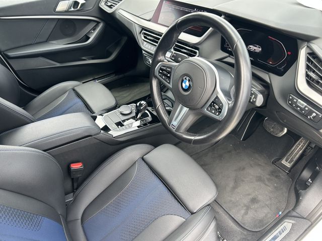 Ref No.A15987288 BMW 1 SERIES Image#5