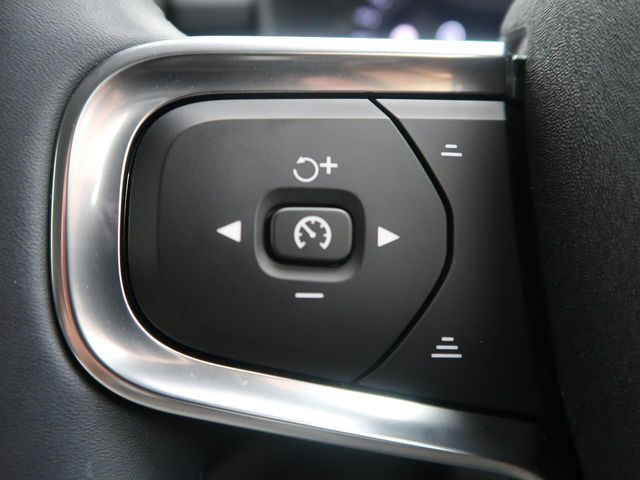 Ref No.A15987446 VOLVO XC40 Image#10