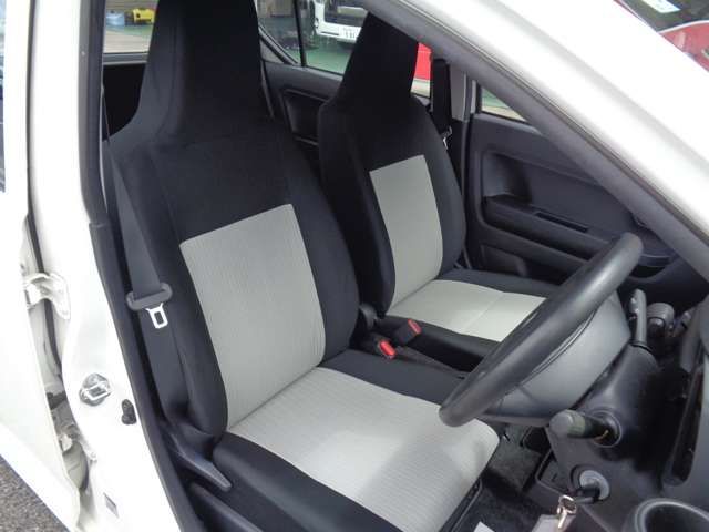 Ref No.A15987943 DAIHATSU MIRA ES Image#16