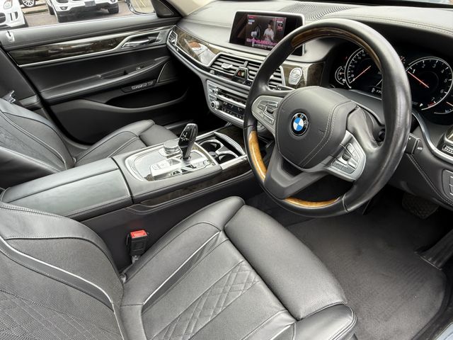 Ref No.A15988114 BMW 7 SERIES Image#10