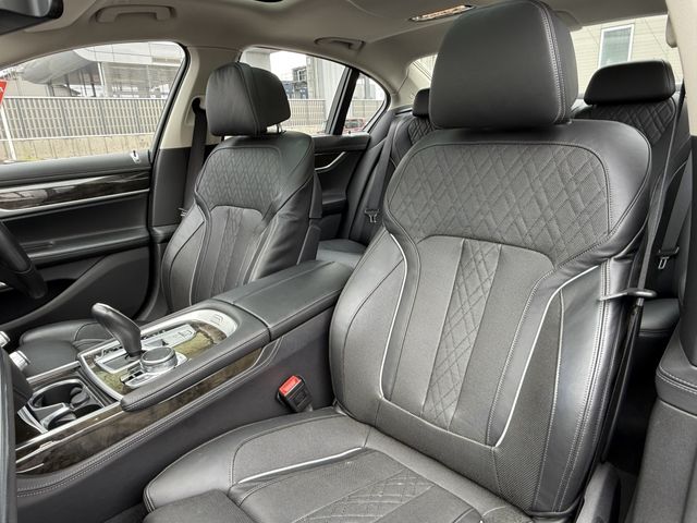 Ref No.A15988114 BMW 7 SERIES Image#12