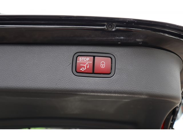 Ref No.A15988319 MERCEDES C CLASS Image#18