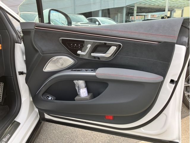 Ref No.A15988322 MERCEDES EQS CLASS Image#11