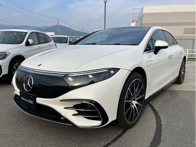 MERCEDES EQS CLASS