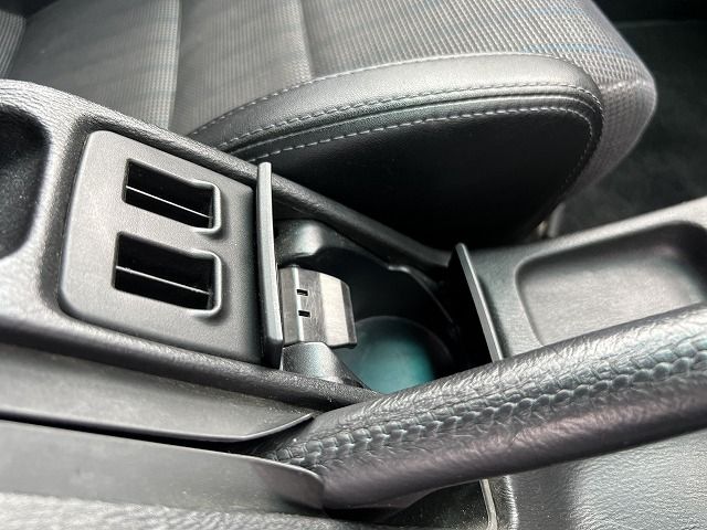 Ref No.A15988335 SUBARU LEGACY B4 Image#18