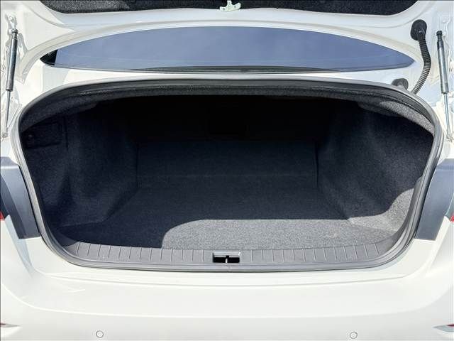 Ref No.A15988476 NISSAN SKYLINE Image#11